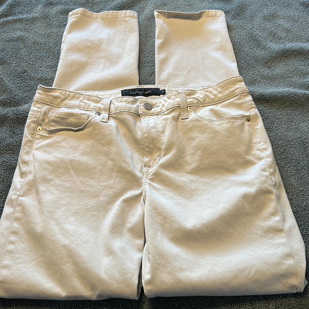 💖HOST PICK💖Calvin Klein Jeans Women’s 5 Pocket Jeans Gray 10 EUC Very Soft 💝